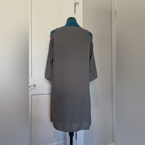 Jon & Anna Womens Dress Medium Neutral Gray Lined Chiffon Cold Shoulder A-line - Picture 3 of 6